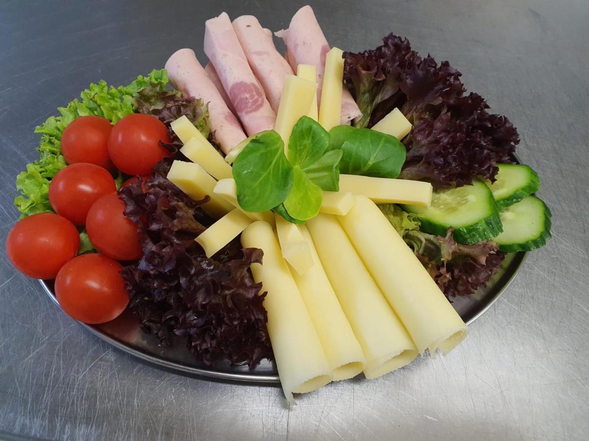 Hotel-Restaurant-Linde Gundlischwand Ngoại thất bức ảnh