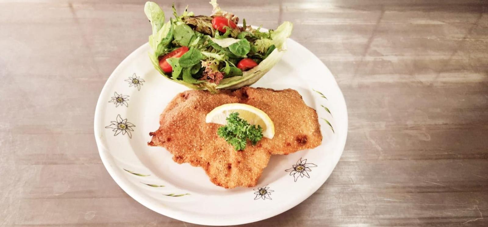 Hotel-Restaurant-Linde Gundlischwand Ngoại thất bức ảnh